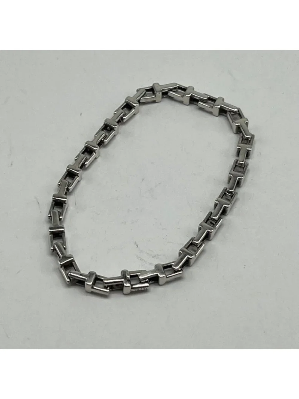 Tiffany & Co Tiffany T Narrow Chain Bracelet